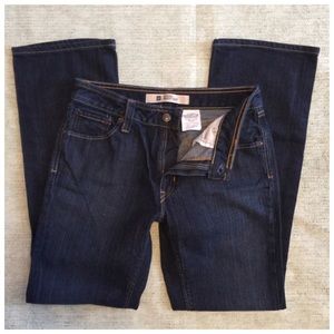 GAP Original Boot Cut 91% Cotton Dark Blue Women’s 5 Pocket Style Size 8 Regular